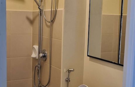 Centrio Tower Condo Unit - Foto 12