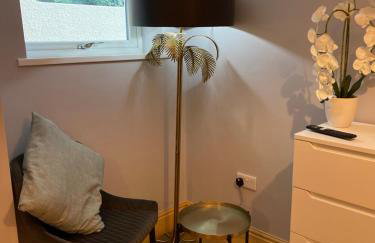 West Midlands-2 Double Bed Room Apartment - Photo 18