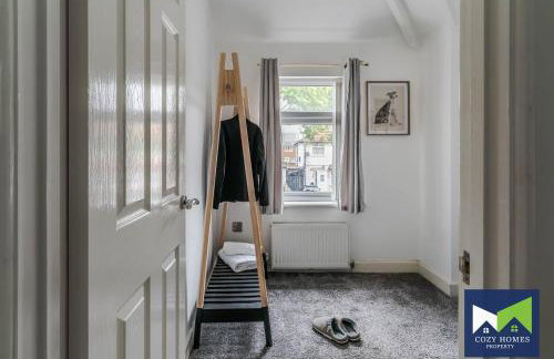 Spacious and Comfy 5 Bed, 2 Bath House with POOL TABLE, near HS2, Solihull, NEC - Foto 27