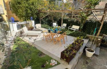 MARILISE - La maison blue private garden & terrace - Photo 5