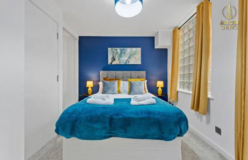 2 Bedroom Greek Street Apartment - Sleeps up to 6 - Foto 15