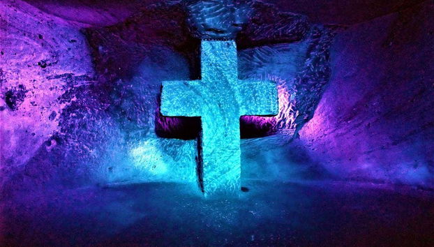 Cross in the Salt Cathedral