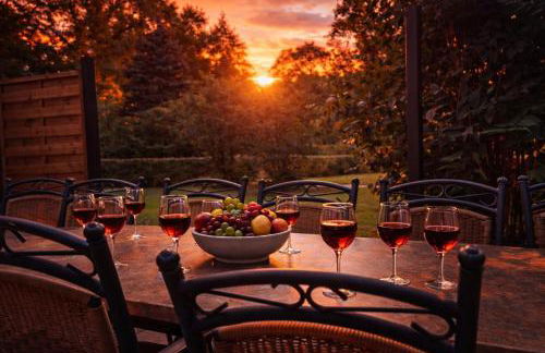 Ferienhaus Bucheneck perfekt für Familien & größere Gruppen im Seenland Lausitz - Foto 3