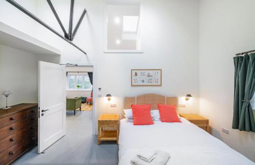 Funzi- Private Norfolk Retreat dog friendly garden - Photo 31