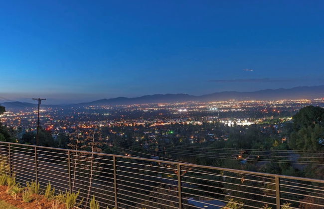 Skyline Luxury Haven - Foto 15