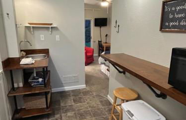 GFU neighborhood and Oregon Wine Country studio - Foto 1