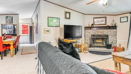 Fire Pit and Decks Creekside Cabin in Robbinsville - Foto 5