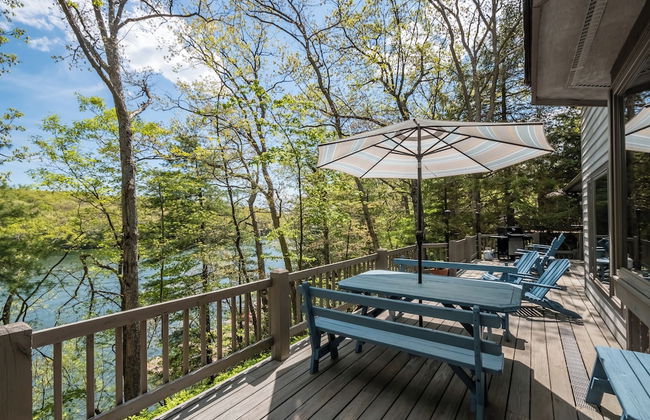 Lured by the Lake - Foto 39