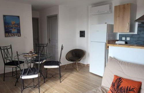 Charmant petit logement à 3 kms de la plage - Foto 13