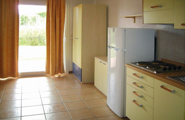 Apartment in Ghisonaccia Near Sandy Beach - Foto 6