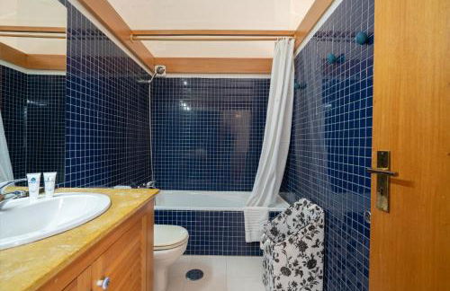 Host Wise - Stunning Modern Flat w Terrace Miramar Gaia - Foto 6