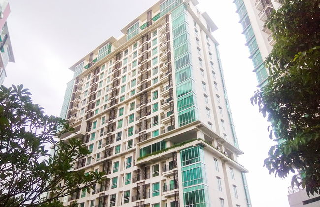 City View 1BR Apartment at Woodland Park Residence - Foto 15