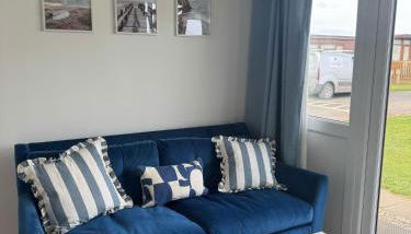 K44 Mablethorpe Chalet Park- Dog Friendly - Fast WiFi - Foto 5