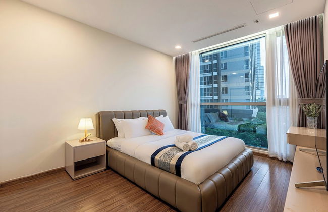 Cozy- Vinhomes Central Park Apartments - Photo 49