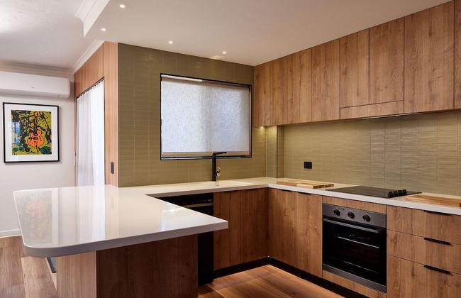 Little Palms by Burleigh Letting Co - Photo 13