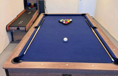 5BR with Pool & Backyard ParadiseSleeps 10 Guests - Foto 69