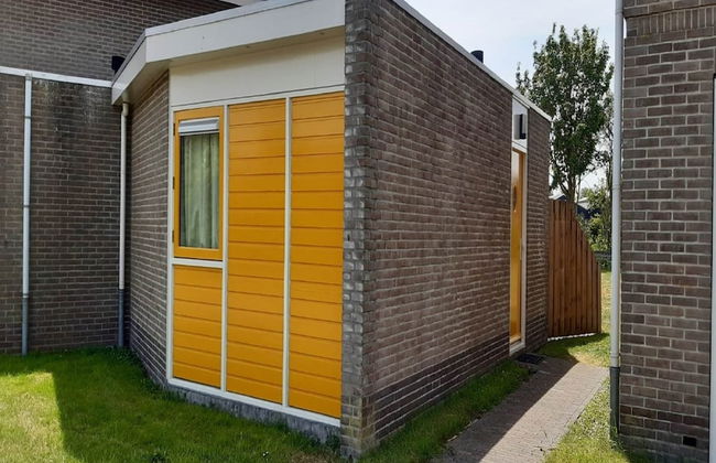 Holiday Home in Franeker With Private Terrace - Photo 1