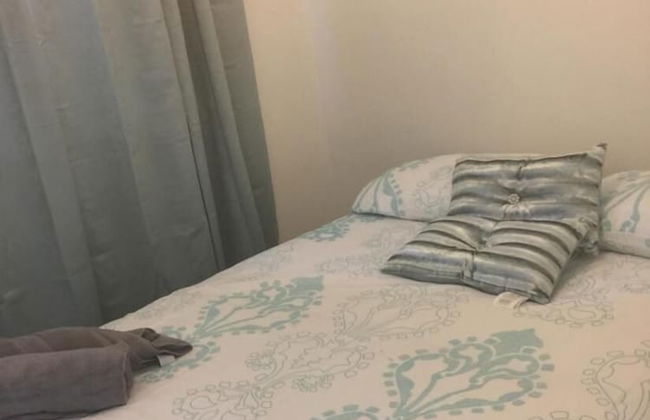 Small Modern Comfortable 2 Bedroom Apartment - Cmyr - Foto 10