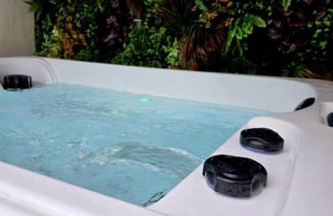 Jacuzzi & Jardin privé - Suite Tropicale - Foto 3