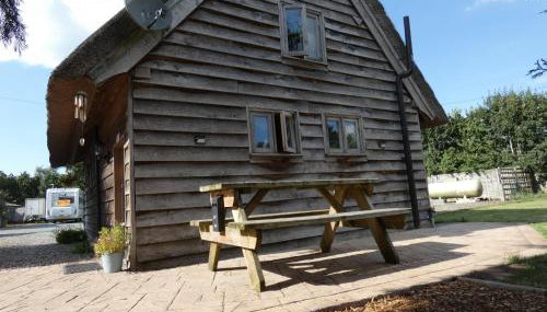 Yew Tree Barn - Photo 2, Garden, Garden view