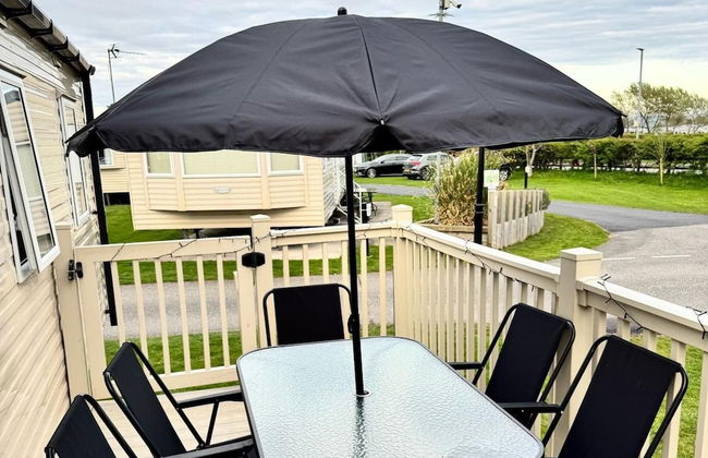 3 Bed Caravan - Sleeps 6 - Pets - 5 min to Beach - Foto 1
