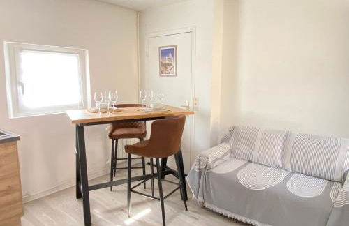 Jolie maison Margnotine avec cour & parking privés - Foto 13