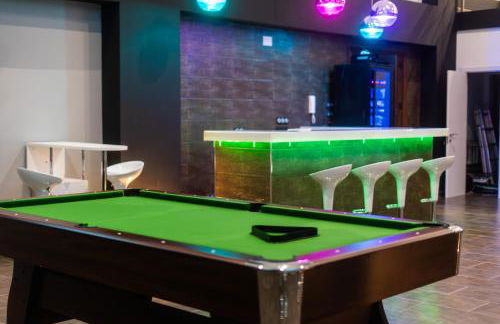 Luxury Vacation Villa - Photo 44