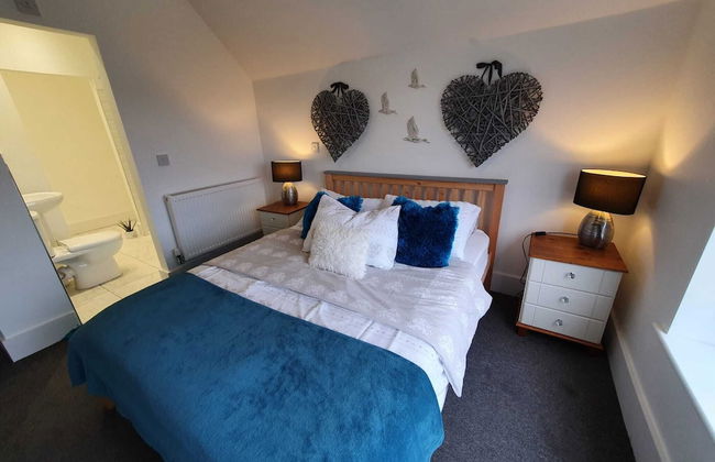 Riverdale House - 4 Bedrooms - Photo 8