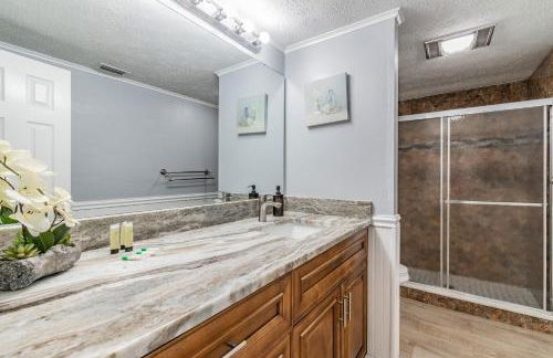 A Large Tropical Estate with 2 Acres of Space home - Foto 106