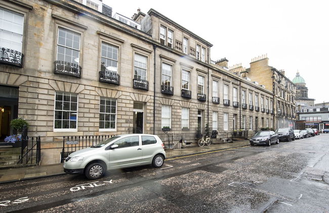 Alva - City Centre Apartment - Photo 20