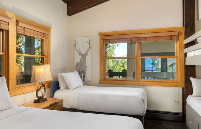 Top of the Village - Foto 72