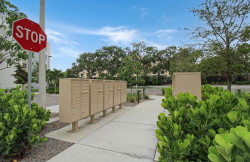 Luxury Condo Living on Sarasota Bay, Minutes From Downtown - Foto 57