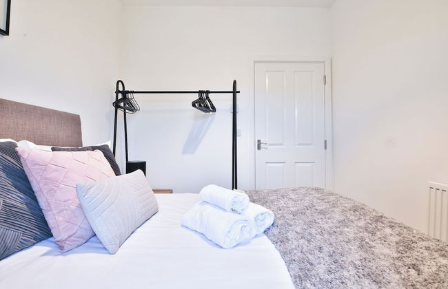 2 Bed Flat with Parking Near Waterfront - Foto 15