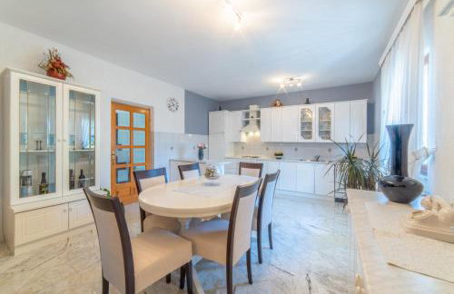 Villa Lucija - Photo 13