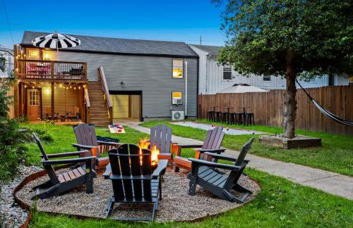 The Gatsby Carriage House Luxe Stay w Game Room - Foto 57