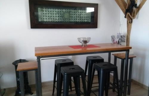 10km to Disneyland - Terrace Parking & Sleeps 4 - Foto 15