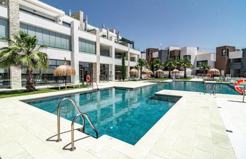 CAH - Large terrace indoor pool and gym - Photo 53