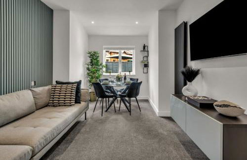 Stanley Park House Peterborough - 3 bed, 3 bathroom, parking, garden - Foto 5