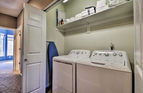 Modern Vancouver Townhome - Right on Main St! - Foto 22