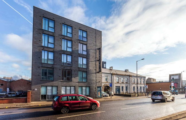 Laycock Studios - Photo 1