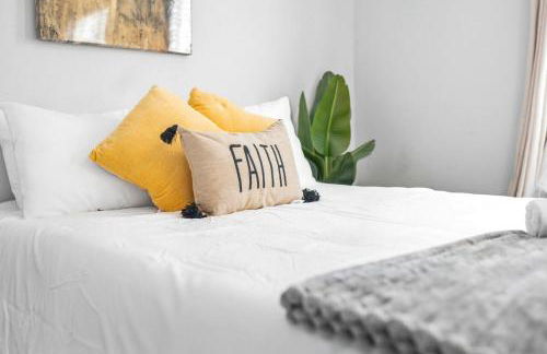 Stylish MCM Home by Frost Center - Foto 19