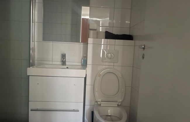 Located at Heart of City Center - Foto 6