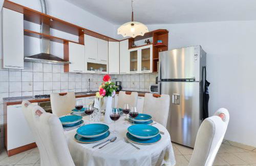 Holiday House Marina with pool - Foto 43