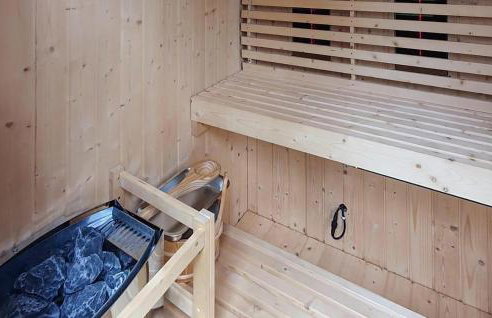 Amazing Home In Bukovac Perusicki With Sauna - Foto 28