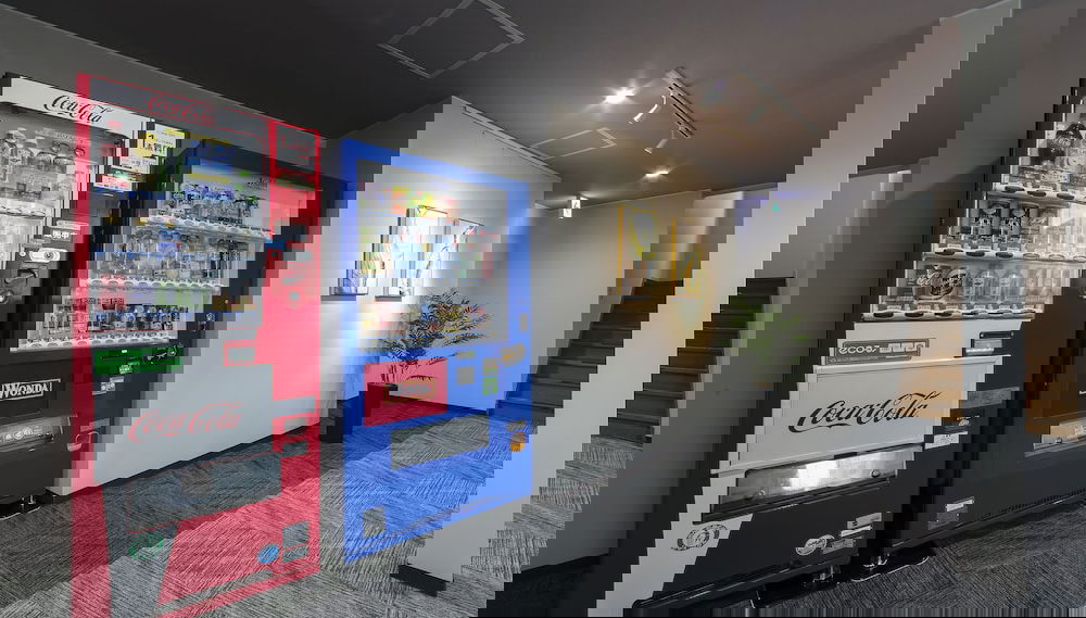 The North Peak 202 - Foto 1, Recepción