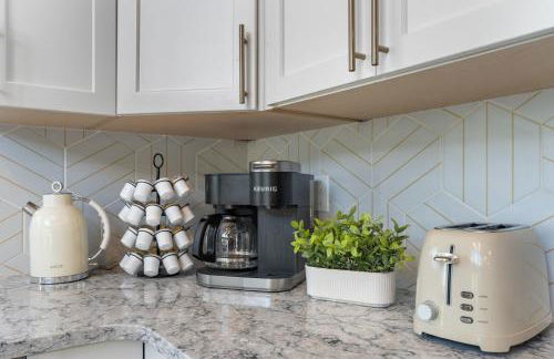 Cozy A-Frame Retreat - Hot Tub, Forest Views - Photo 15