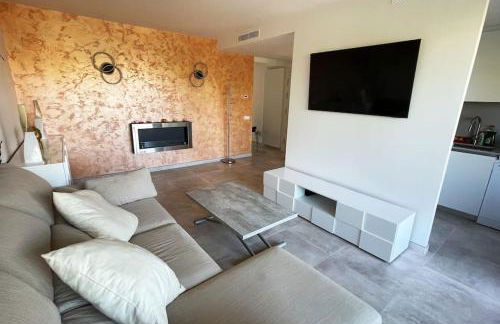 Apartment by the beach with pool and private parking - Foto 37