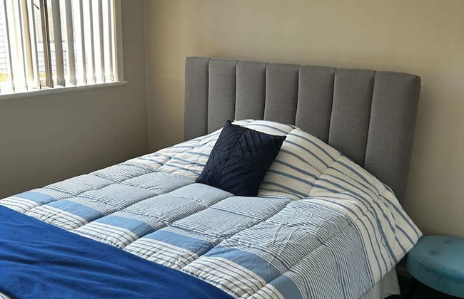 Spacious 2BR Home in the Suburbs - Foto 1