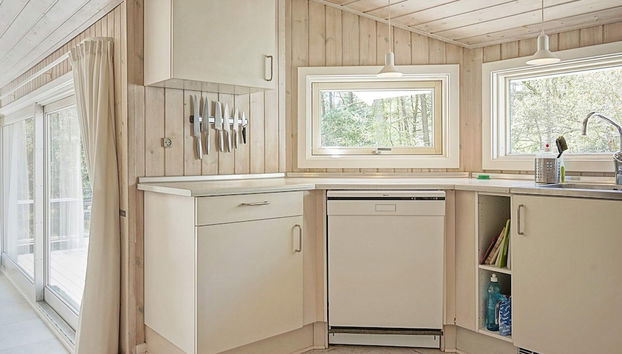 8 Person Holiday Home in Nexo - Photo 4, Interior