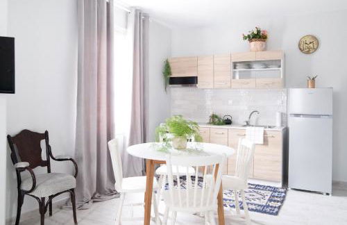 Orsiida deluxe garden house & superior garden apartment Agria - Foto 24